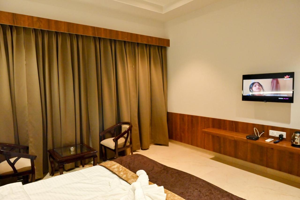 Md Farms And Resorts มถุรา ภายนอก รูปภาพ